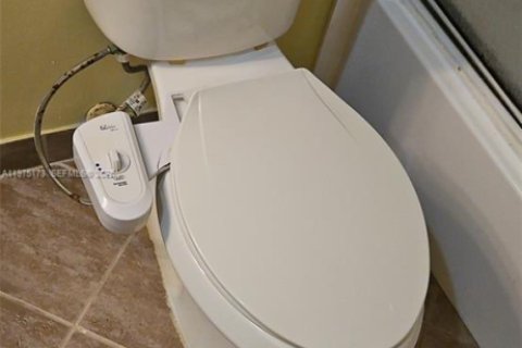 Condo in Fort Lauderdale, Florida, 2 bedrooms № 2036305 - photo 18