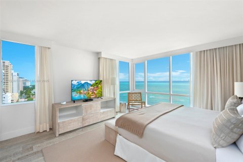 Condo in Miami Beach, Florida, 3 bedrooms  № 2022964