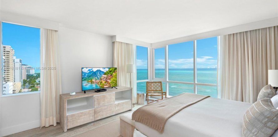 Condo in Miami Beach, Florida, 3 bedrooms  № 2022964