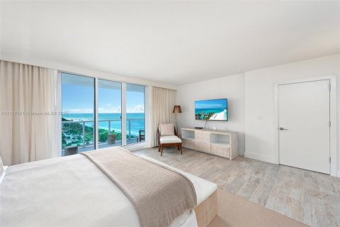 Condo in Miami Beach, Florida, 3 bedrooms  № 2022964 - photo 5