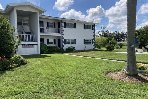 Copropriété à vendre à Bradenton, Floride: 2 chambres, 100.89 m2 № 1916847 - photo 1