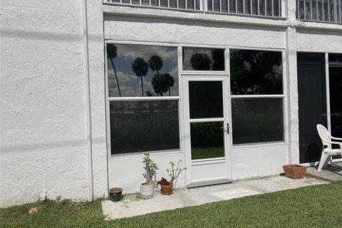 Copropriété à vendre à Bradenton, Floride: 2 chambres, 100.89 m2 № 1916847 - photo 16