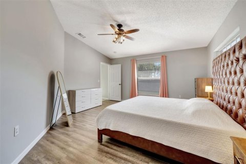 Casa en venta en Brandon, Florida, 3 dormitorios, 135.36 m2 № 1538158 - foto 19