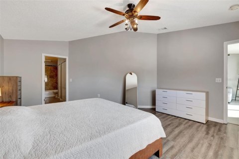 Casa en venta en Brandon, Florida, 3 dormitorios, 135.36 m2 № 1538158 - foto 18