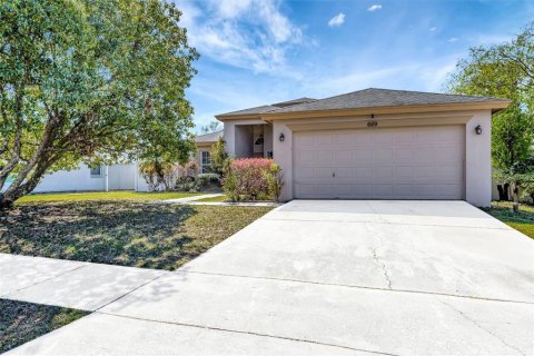 Casa en venta en Brandon, Florida, 3 dormitorios, 135.36 m2 № 1538158 - foto 1