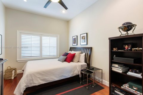 Купить виллу или дом в Корал-Гейблс, Флорида 5 спален, 375.33м2, № 2052663 - фото 18