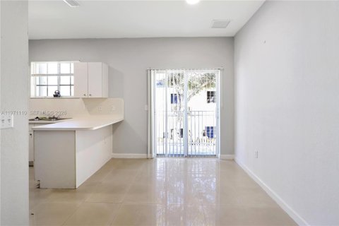 Condo in Homestead, Florida, 3 bedrooms  № 2042235 - photo 6