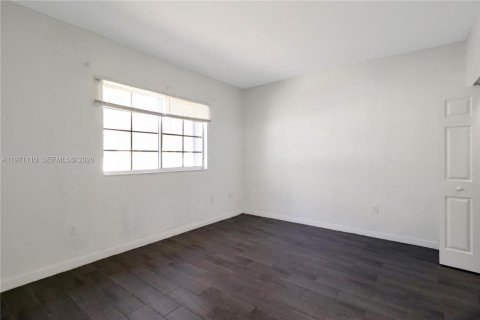 Condo in Homestead, Florida, 3 bedrooms  № 2042235 - photo 8