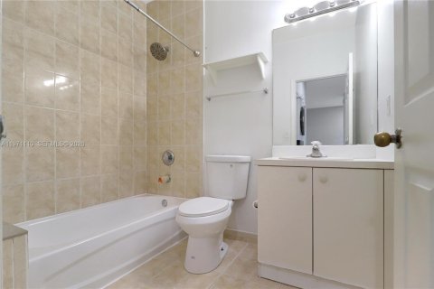 Condo in Homestead, Florida, 3 bedrooms  № 2042235 - photo 17