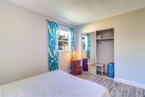 Casa en venta en Saint Petersburg, Florida, 3 dormitorios, 83.43 m2 № 1787531 - foto 14