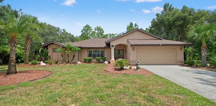 Villa ou maison à Homosassa, Floride 4 chambres, 199.55 m2 № 1901185
