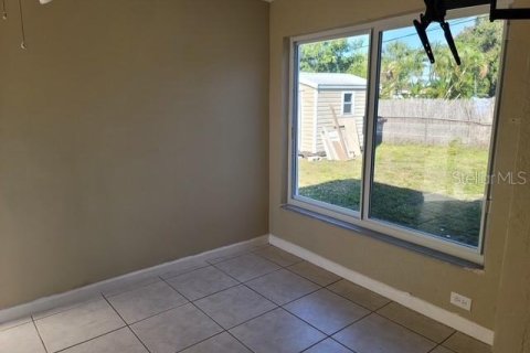 House in Fort Lauderdale, Florida 3 bedrooms, 105.63 sq.m. № 1906423 - photo 15