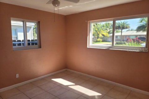 House in Fort Lauderdale, Florida 3 bedrooms, 105.63 sq.m. № 1906423 - photo 4