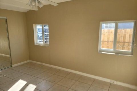 House in Fort Lauderdale, Florida 3 bedrooms, 105.63 sq.m. № 1906423 - photo 16