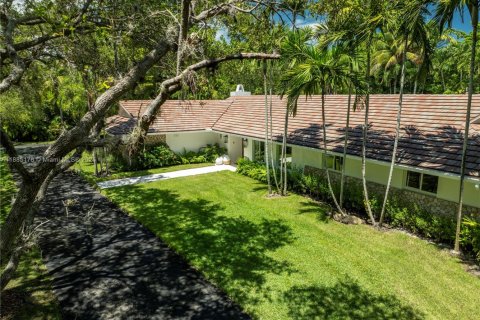 Купить виллу или дом в Пайнкрест, Флорида 4 спальни, 269.97м2, № 1931238 - фото 4