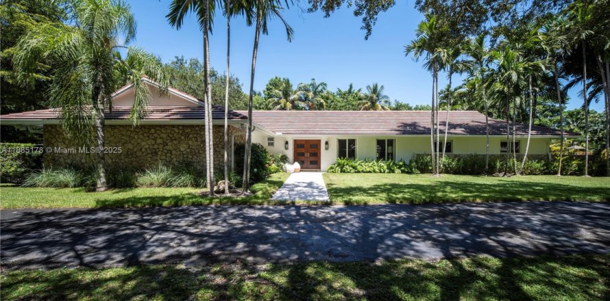 Дом в Пайнкрест, Флорида 4 спальни, 269.97м2 № 1931238