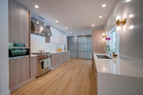 Купить виллу или дом в Пайнкрест, Флорида 4 спальни, 269.97м2, № 1931238 - фото 18