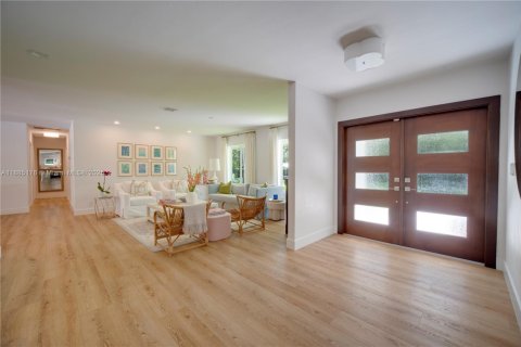 Купить виллу или дом в Пайнкрест, Флорида 4 спальни, 269.97м2, № 1931238 - фото 15