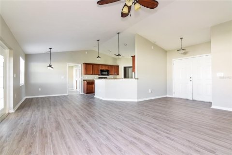 Villa ou maison à louer à Bartow, Floride: 3 chambres, 142.6 m2 № 1797153 - photo 3