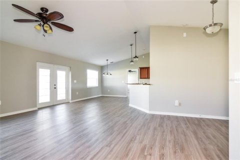 Villa ou maison à louer à Bartow, Floride: 3 chambres, 142.6 m2 № 1797153 - photo 2