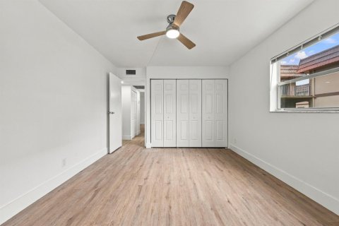 Condo in Delray Beach, Florida, 2 bedrooms № 2401235 - photo 6