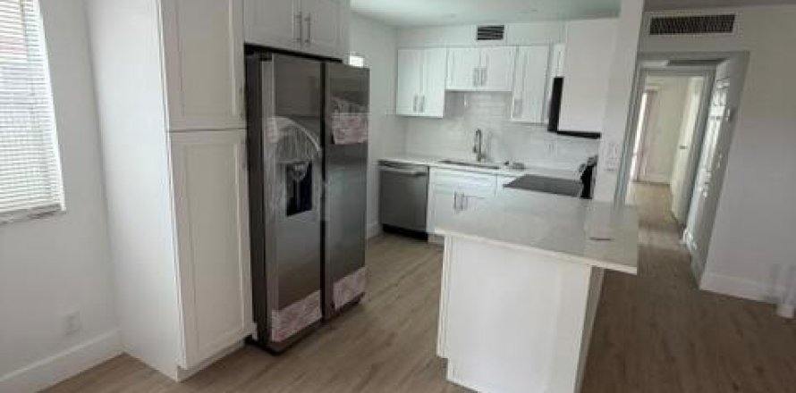 Condo in Delray Beach, Florida, 2 bedrooms № 2401235