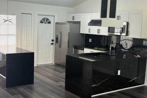 Casa en venta en Kissimmee, Florida, 4 dormitorios, 132.11 m2 № 1848233 - foto 8