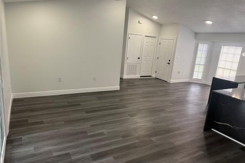 Casa en venta en Kissimmee, Florida, 4 dormitorios, 132.11 m2 № 1848233 - foto 10