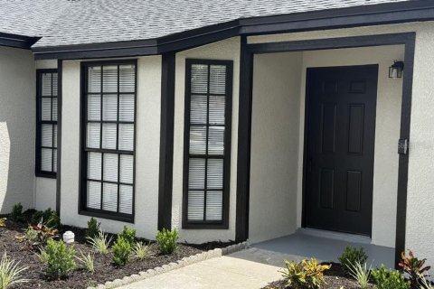 Casa en venta en Kissimmee, Florida, 4 dormitorios, 132.11 m2 № 1848233 - foto 3