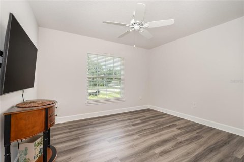 Villa ou maison à vendre à Palm Bay, Floride: 4 chambres, 166.11 m2 № 1802990 - photo 23