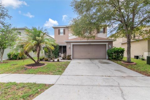 Casa en venta en Land O' Lakes, Florida, 3 dormitorios, 194.26 m2 № 2329288 - foto 2