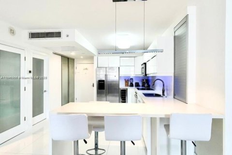 Copropriété à louer à Miami Beach, Floride: 1 chambre, 78.97 m2 № 1715309 - photo 6