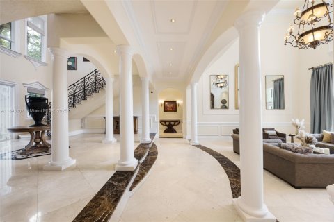 Terreno en venta en Pinecrest, Florida № 1842399 - foto 25