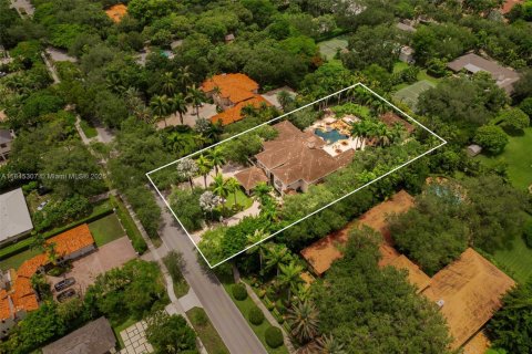 Terreno en venta en Pinecrest, Florida № 1842399 - foto 7