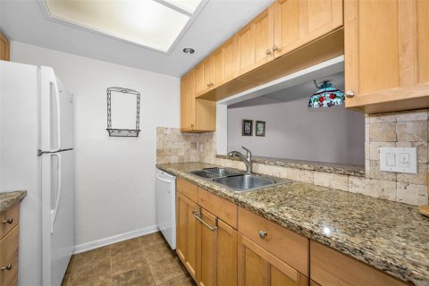 Condominio en venta en Tampa, Florida, 2 dormitorios, 121.33 m2 № 2148291 - foto 11