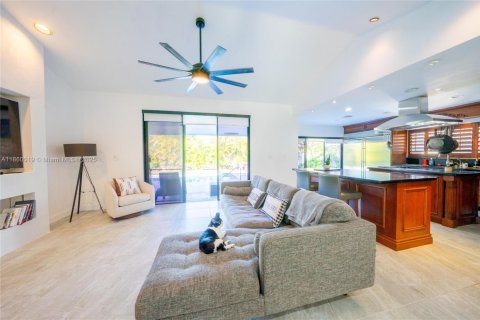 House in Lauderhill, Florida 4 bedrooms, 256.87 sq.m. № 1889524 - photo 12