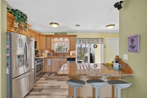 House in Fort Lauderdale, Florida 3 bedrooms, 115.94 sq.m. № 1821787 - photo 9
