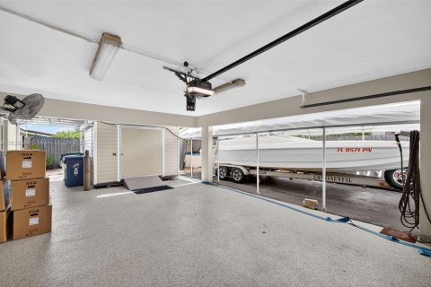 House in Fort Lauderdale, Florida 3 bedrooms, 115.94 sq.m. № 1821787 - photo 29