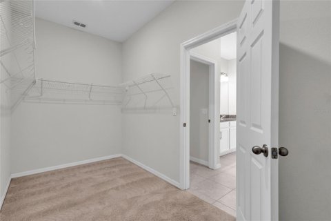 House in Ocoee, Florida 3 bedrooms, 183.76 sq.m. № 2393492 - photo 16