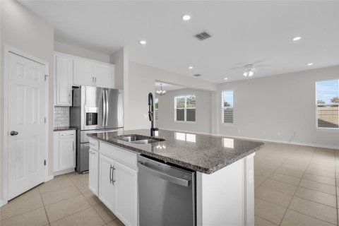 House in Ocoee, Florida 3 bedrooms, 183.76 sq.m. № 2393492 - photo 21