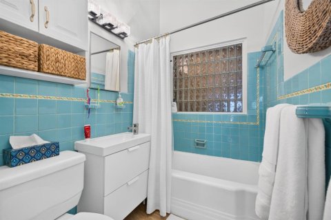 Casa en venta en Fort Lauderdale, Florida, 2 dormitorios, 104.24 m2 № 2244977 - foto 24