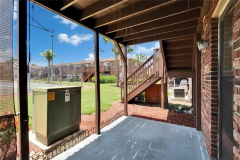 Condo in Lakeland, Florida, 2 bedrooms  № 1808690 - photo 24