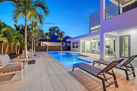 Villa ou maison à vendre à Sarasota, Floride: 4 chambres, 341.32 m2 № 2341789 - photo 23