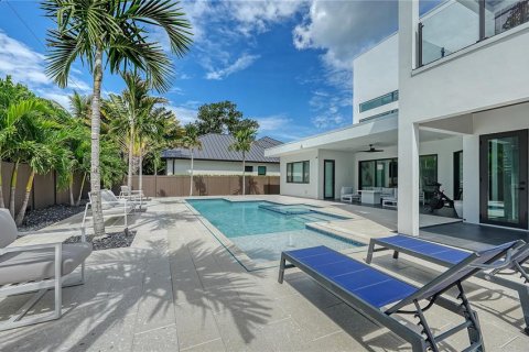 Villa ou maison à vendre à Sarasota, Floride: 4 chambres, 341.32 m2 № 2341789 - photo 13