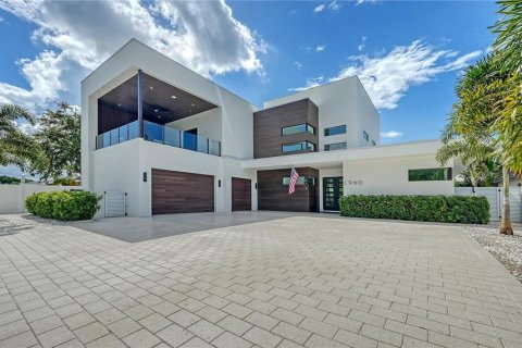 Villa ou maison à vendre à Sarasota, Floride: 4 chambres, 341.32 m2 № 2341789 - photo 2