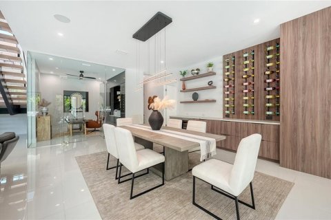 Villa ou maison à vendre à Sarasota, Floride: 4 chambres, 341.32 m2 № 2341789 - photo 27
