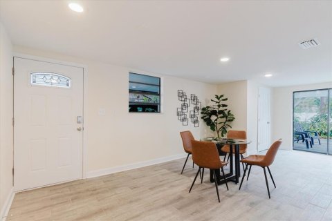Casa en venta en Saint Petersburg, Florida, 3 dormitorios, 192.87 m2 № 1681037 - foto 27