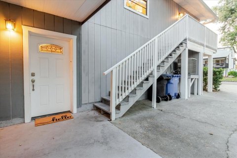 Casa en venta en Saint Petersburg, Florida, 3 dormitorios, 192.87 m2 № 1681037 - foto 4