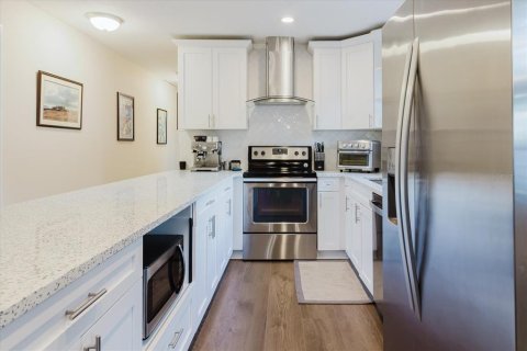 Casa en venta en Saint Petersburg, Florida, 3 dormitorios, 192.87 m2 № 1681037 - foto 11