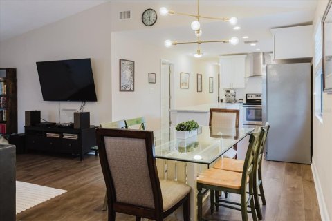 Casa en venta en Saint Petersburg, Florida, 3 dormitorios, 192.87 m2 № 1681037 - foto 9